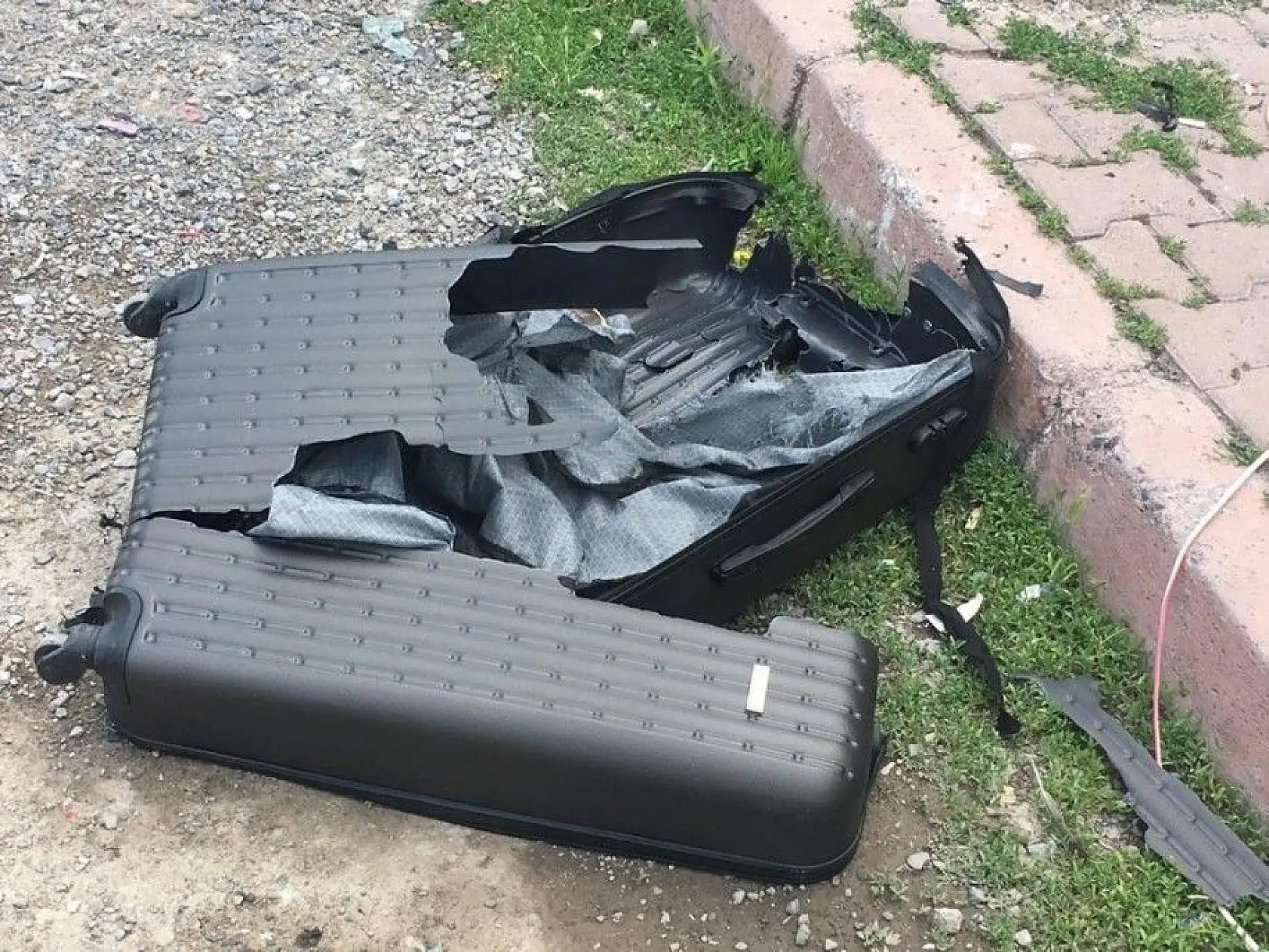 Bomba paniği, korkulan çıkmadı