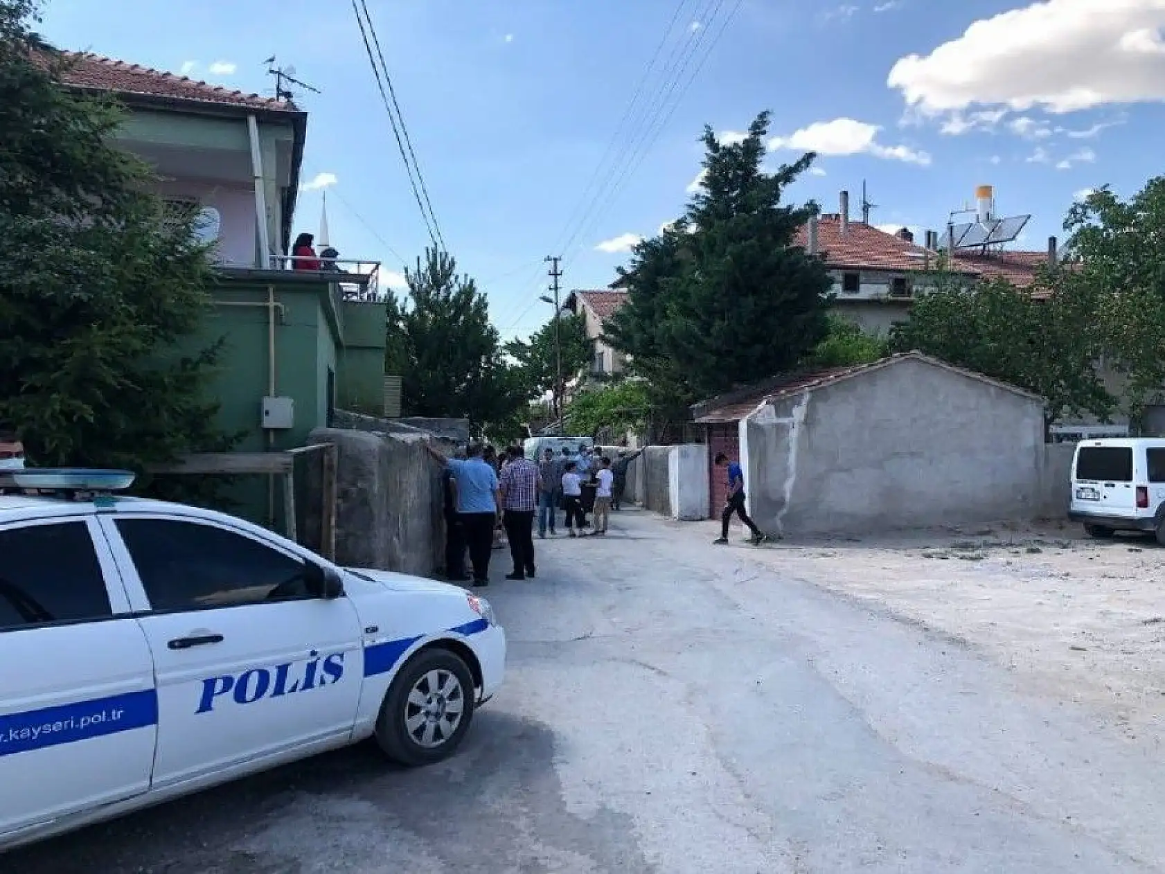 Oğlunu vurarak öldürdü