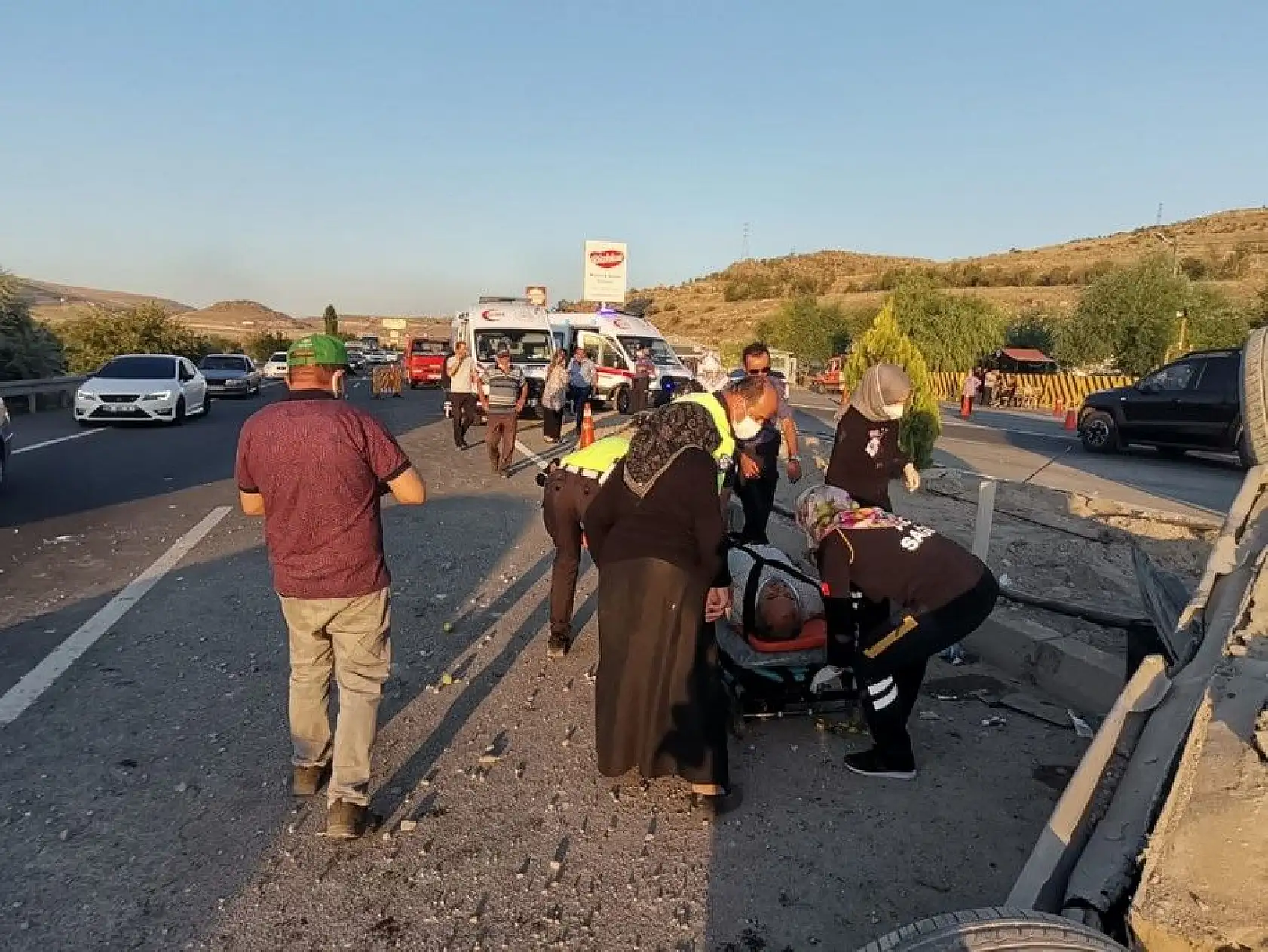 5 kişilik aile ölümden döndü