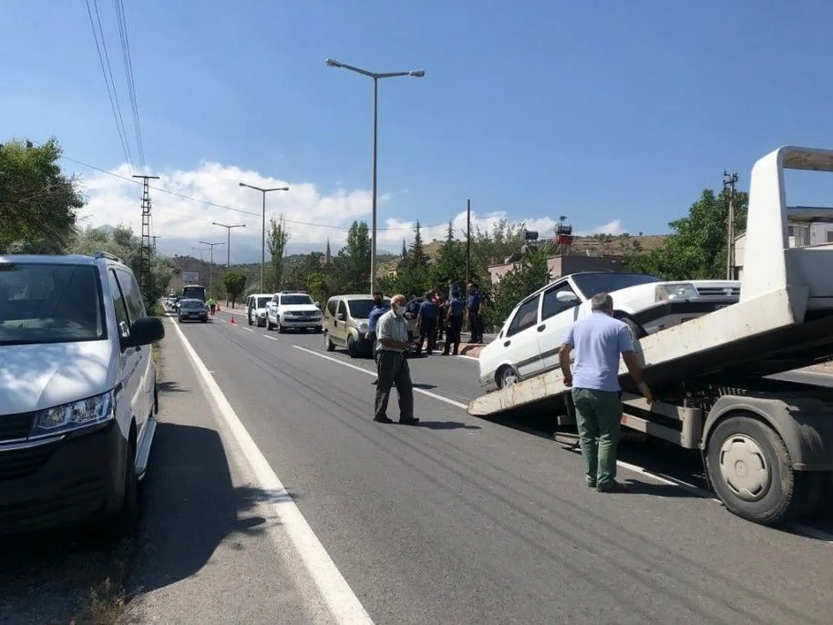 Otomobili çalan hırsız yakalandı