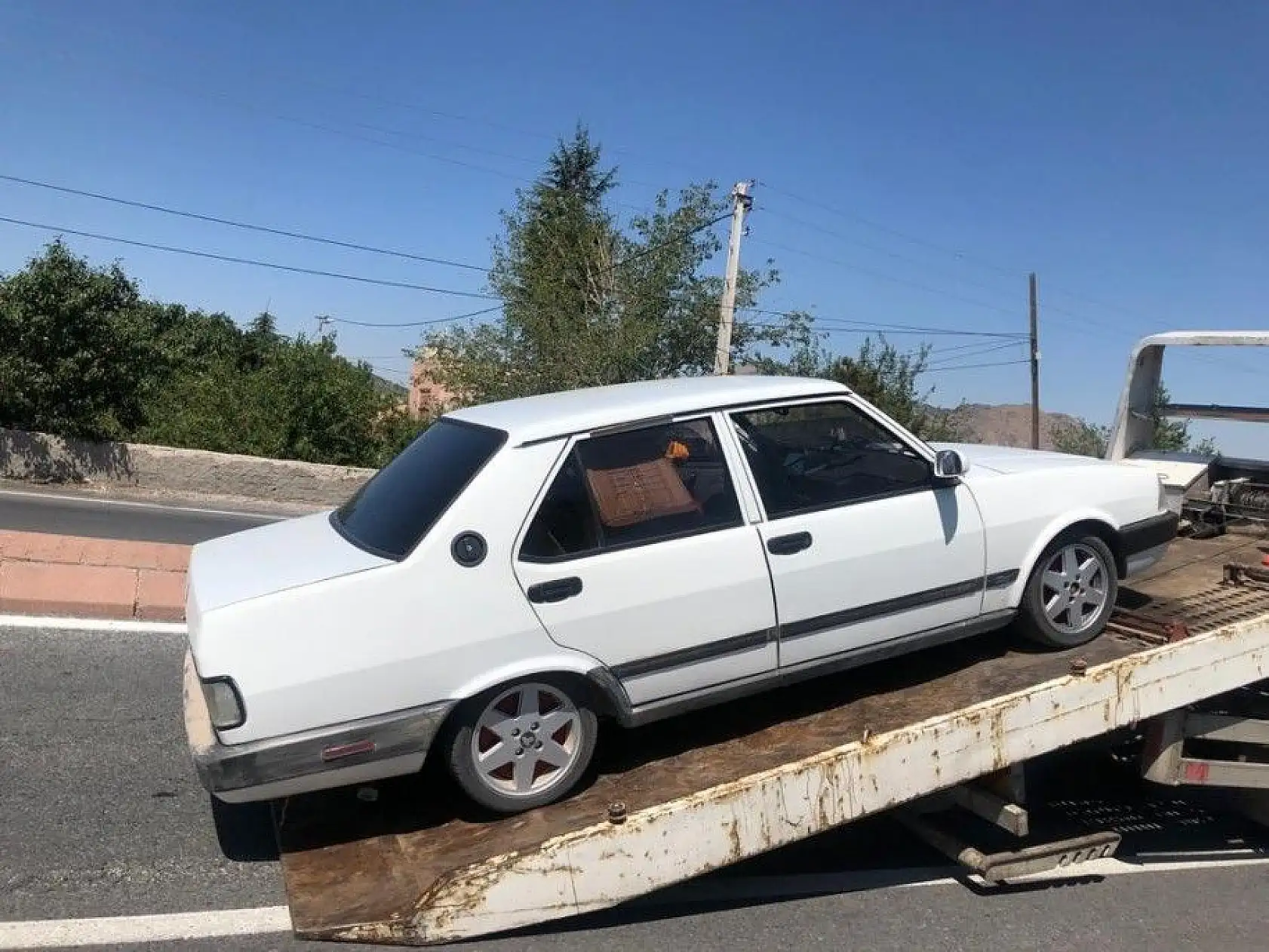 Otomobili çalan hırsız yakalandı