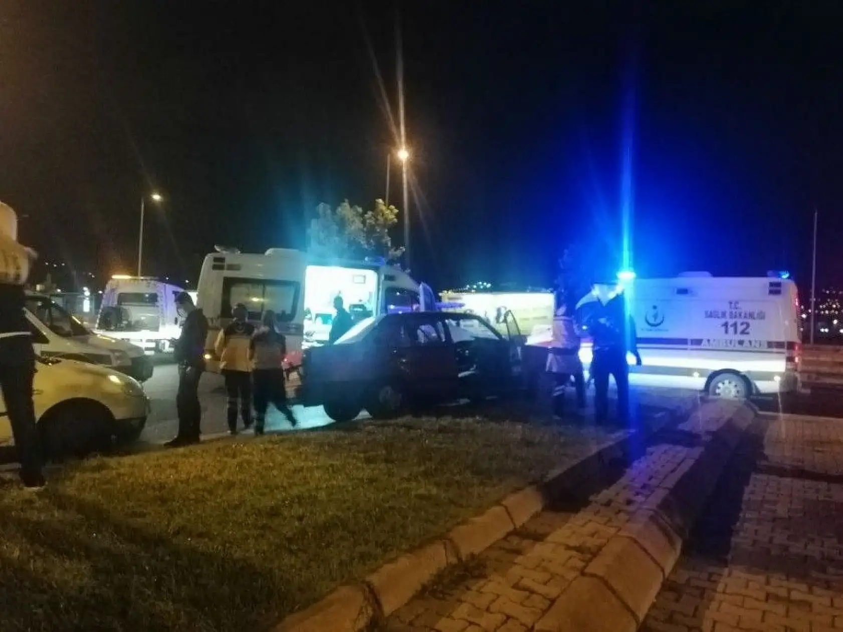 Zincirleme kaza: 4 kişi yaralandı