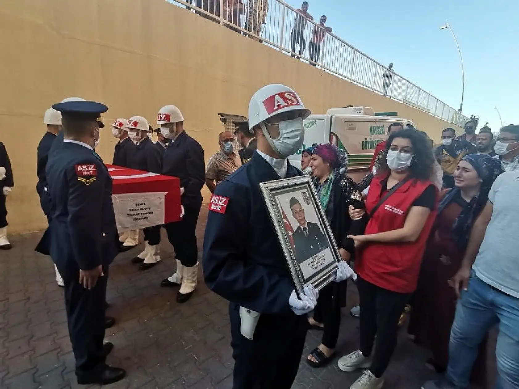 Şehit Astsubay Çavuş Yılmaz Tuncer'in cenazesi Kayseri'ye getirildi