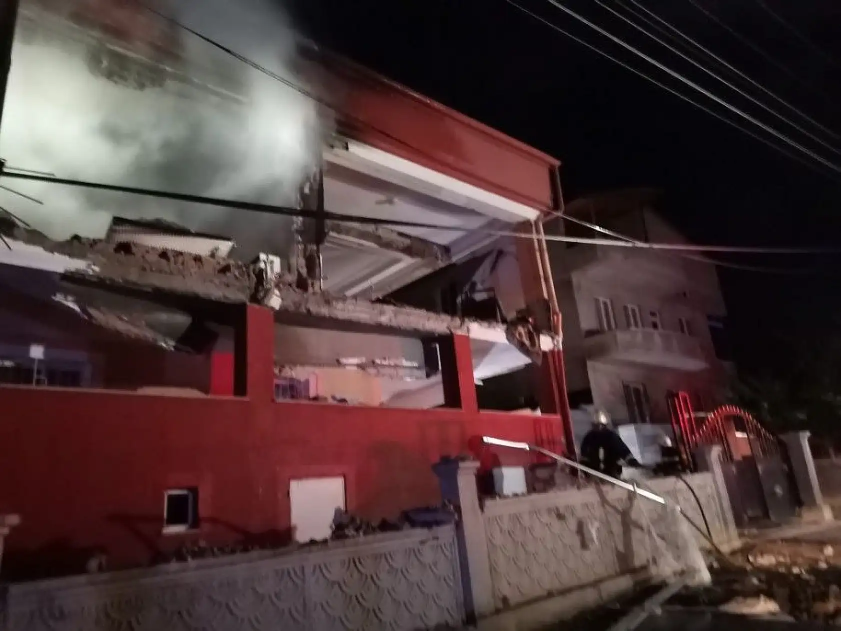 Flaş! Kayseri'de Doğalgaz patlaması: 2'si ağır 5 yaralı