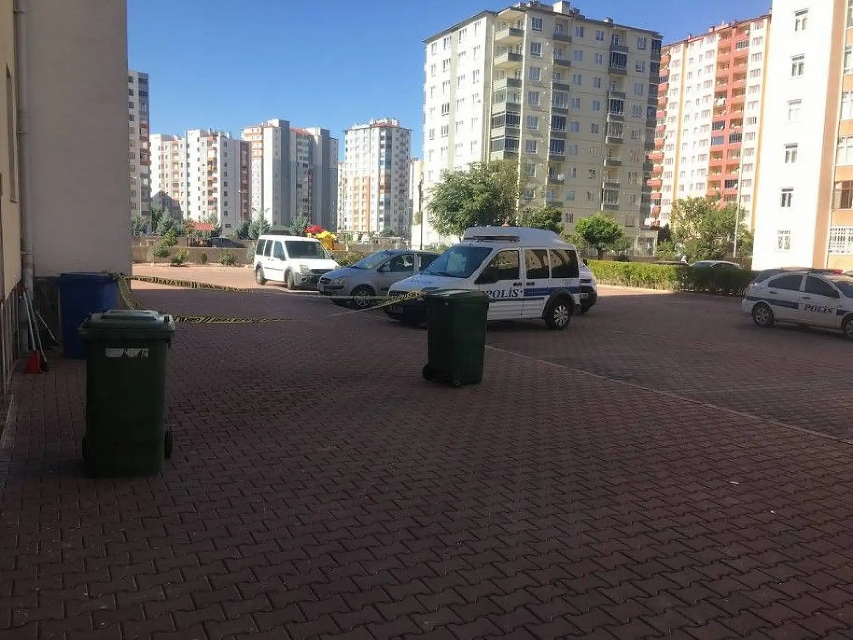 11. kattan düşerek hayatını kaybetti