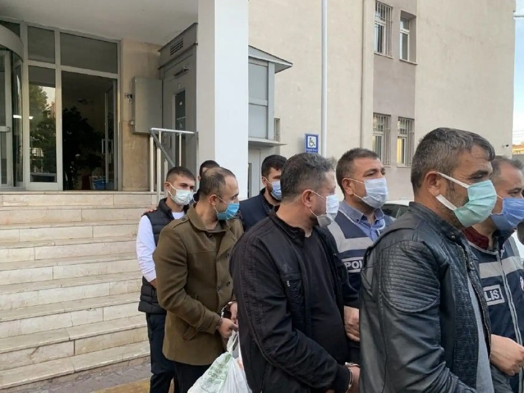 4 yıl cezası olan kadın yakalandı