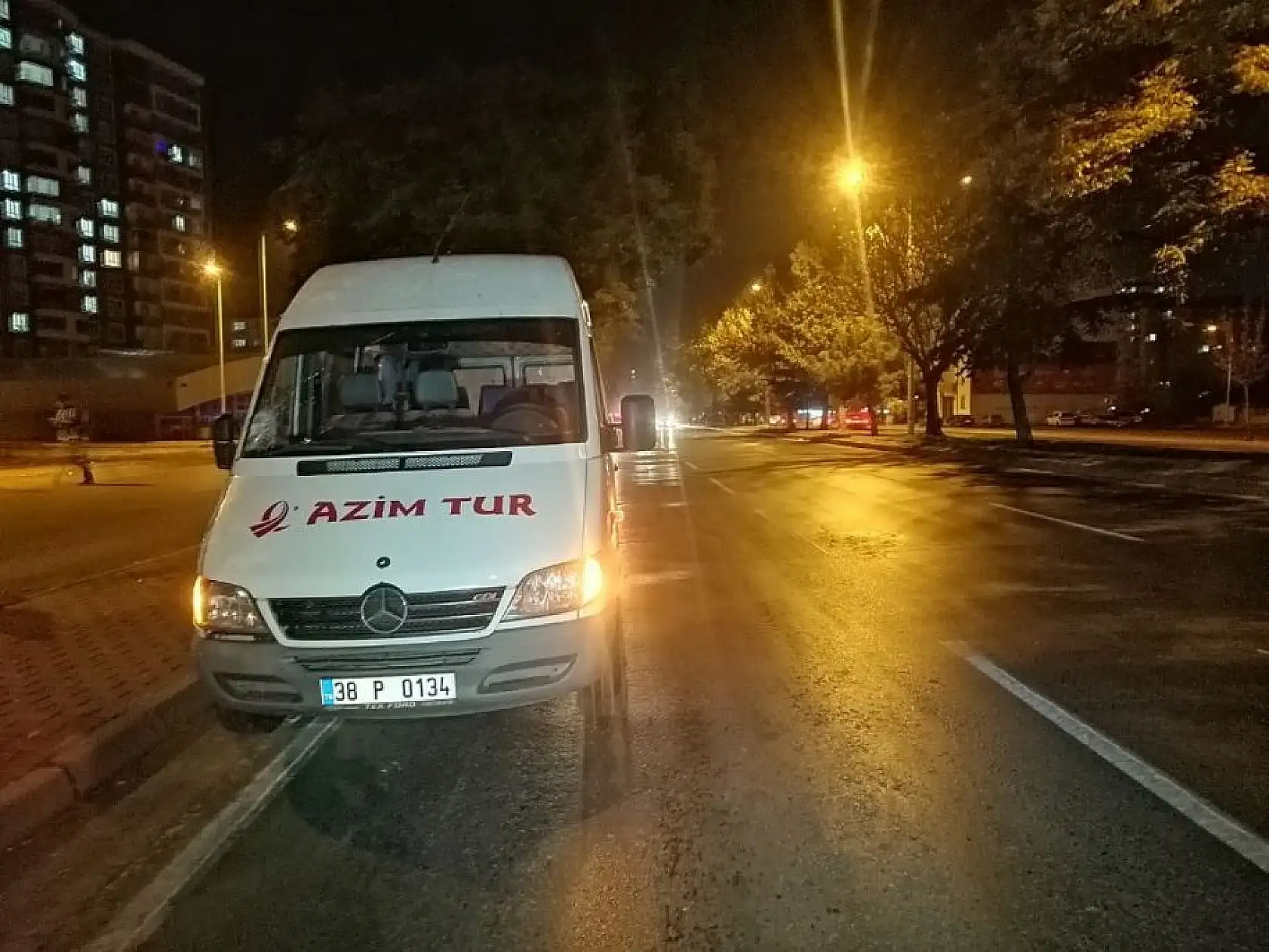 Kartal Bulvarı'nda dehşet! Yolun karşısına geçemedi