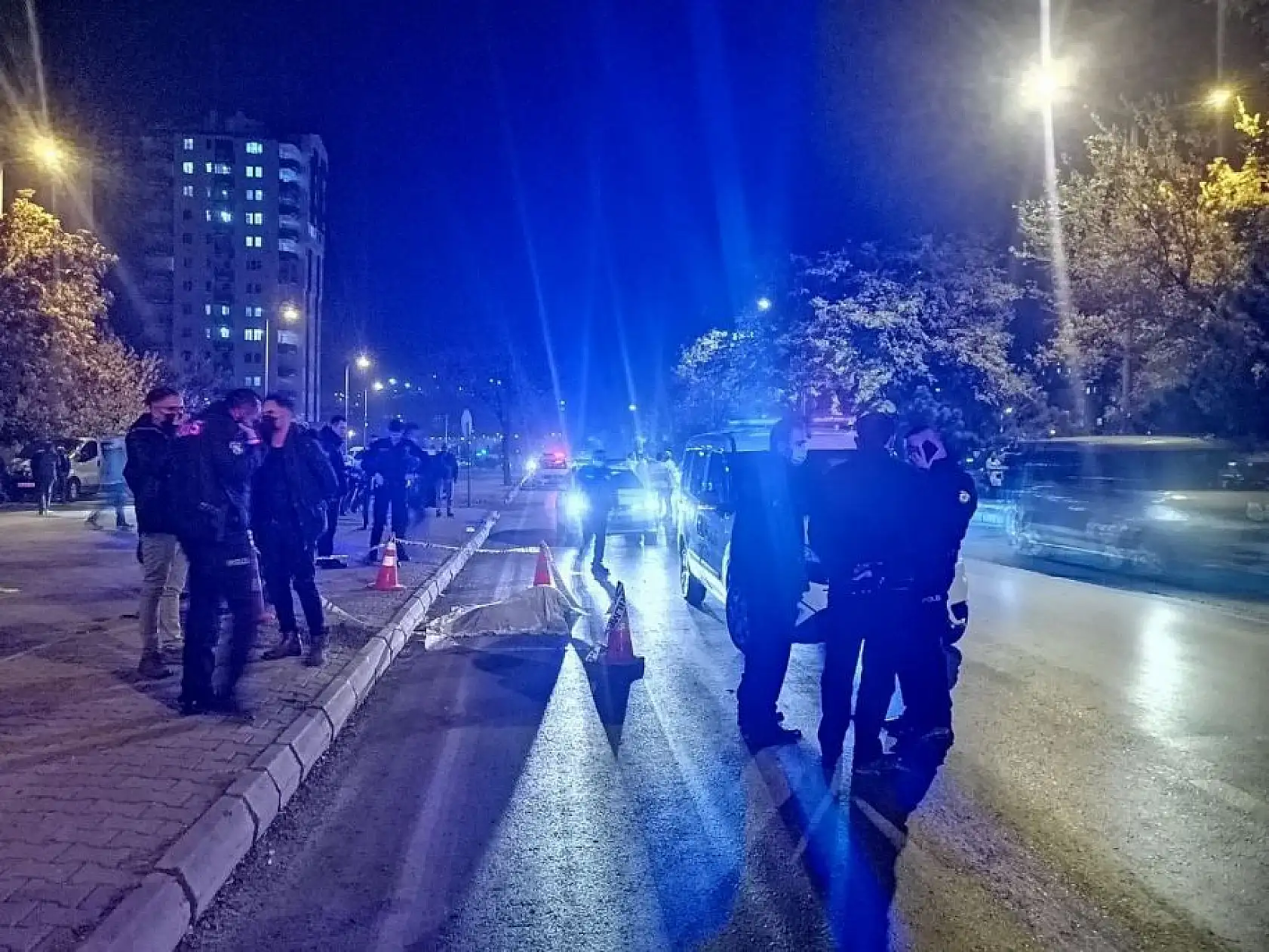 Kartal Bulvarı'nda dehşet! Yolun karşısına geçemedi