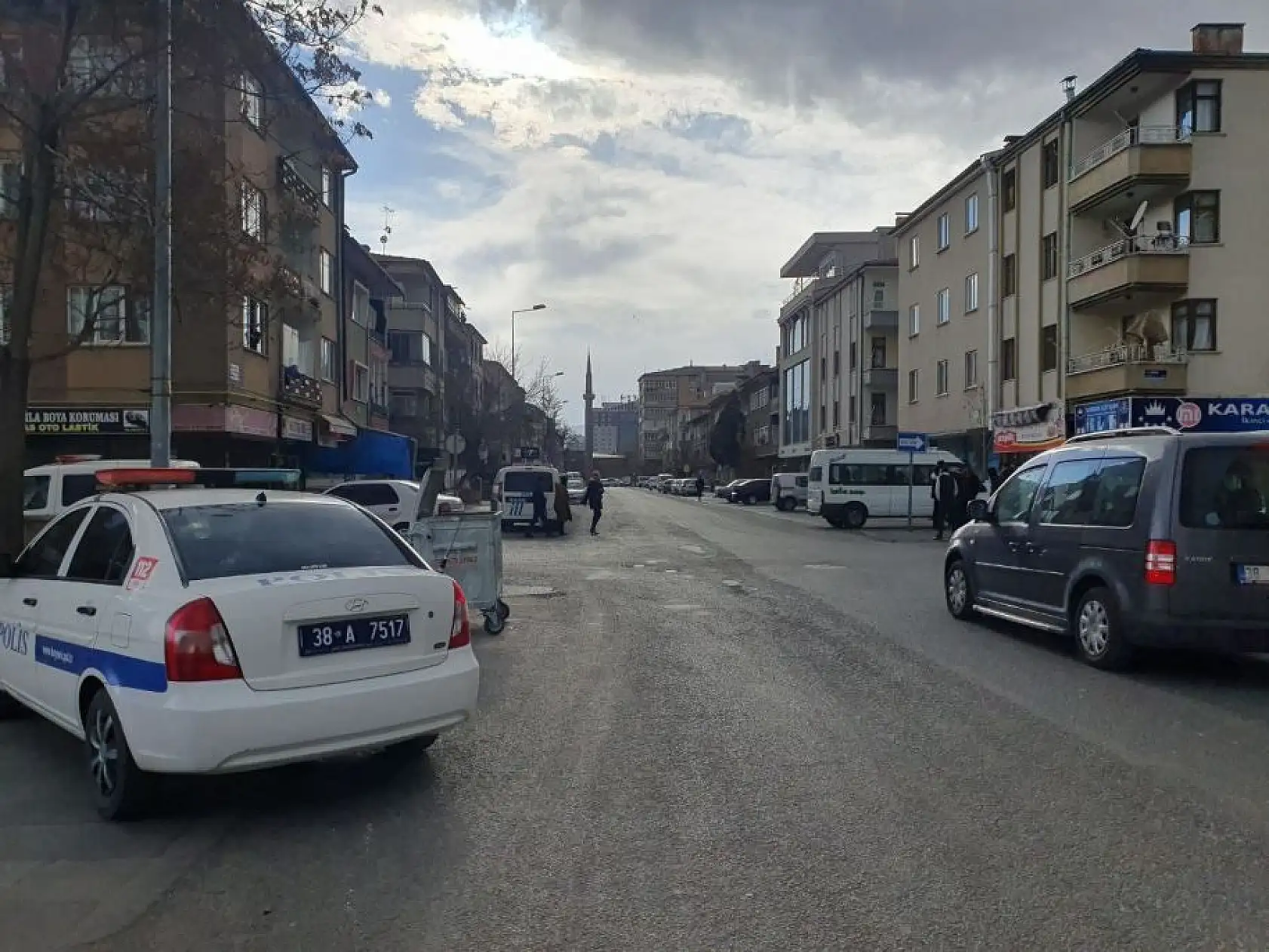 Tartıştığı şahsı balkondan ateş ederek yaraladı!