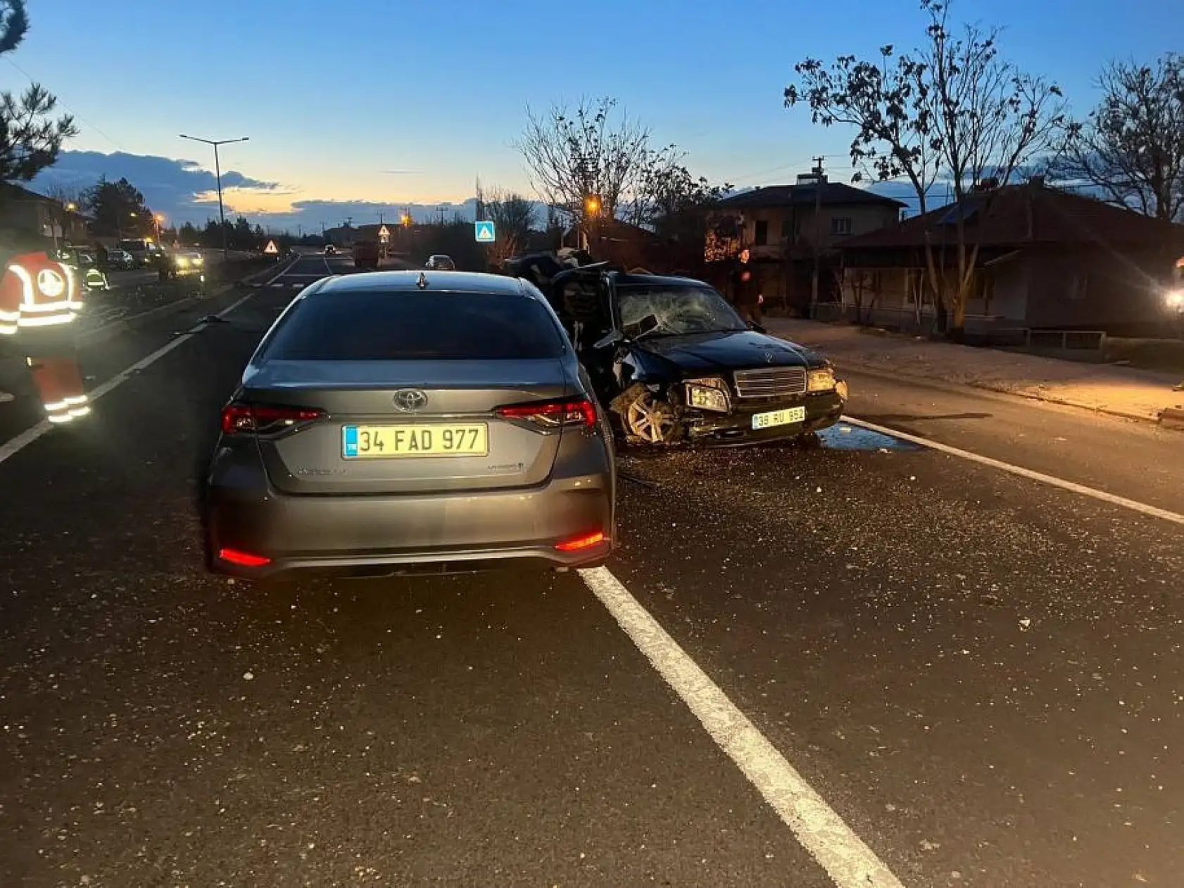 Feci kaza: 2 ölü, 2 yaralı