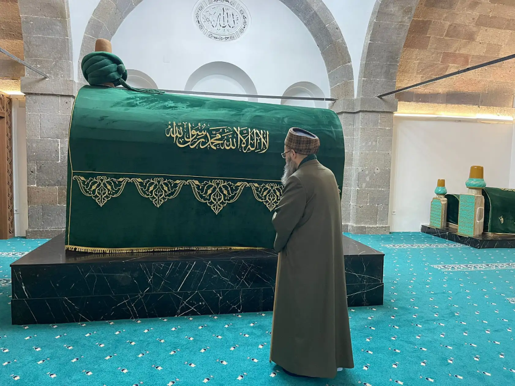 Cübbeli Ahmet Hoca'nın Kayseri pozları