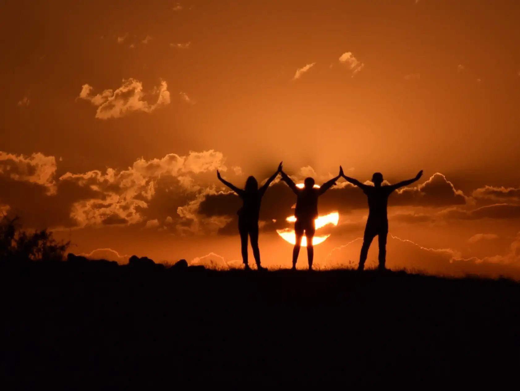 Hayran bırakacak kareler: Gündüz ve gecenin buluştuğu o vadi!