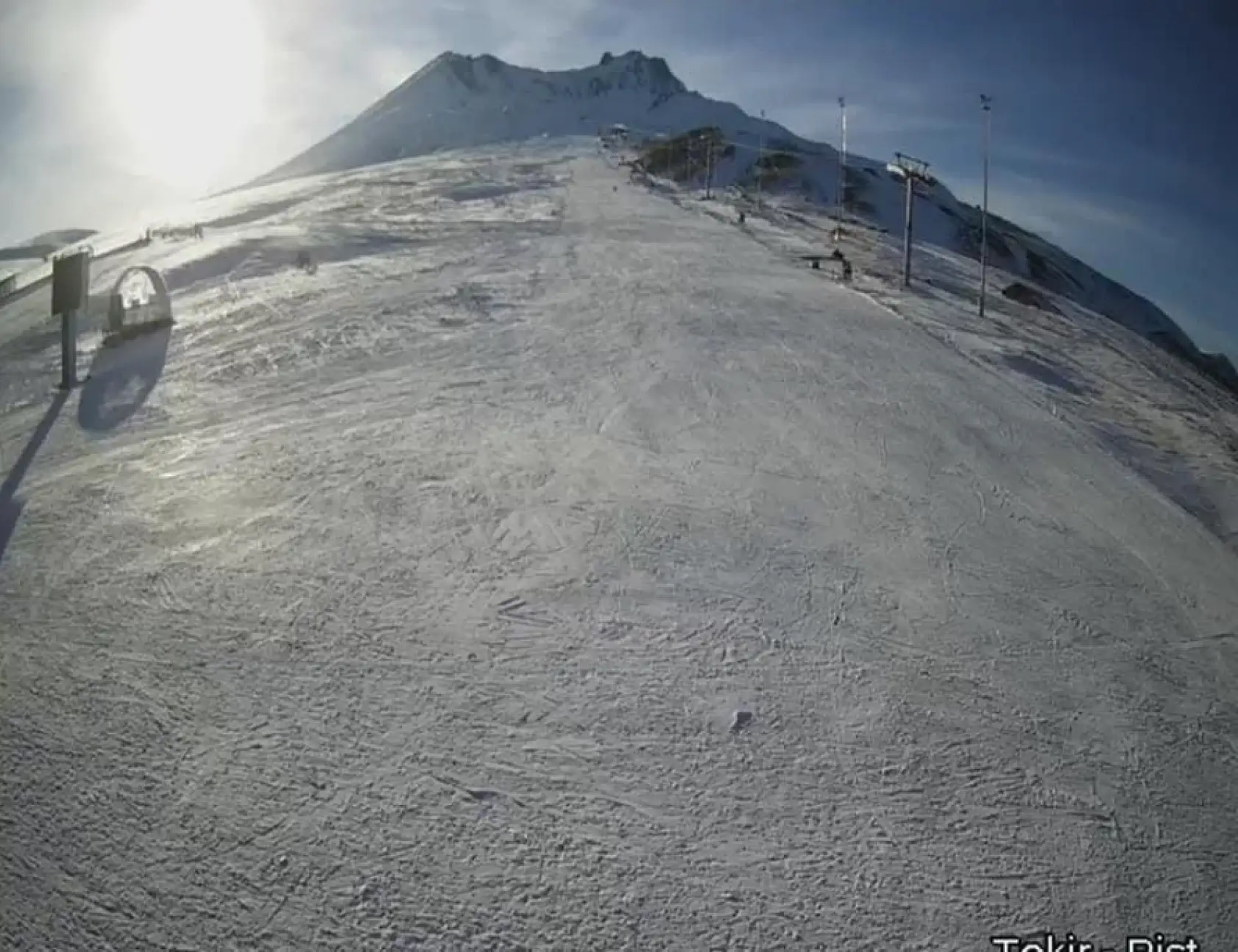 Erciyes'te akıl almaz kayak yasağı