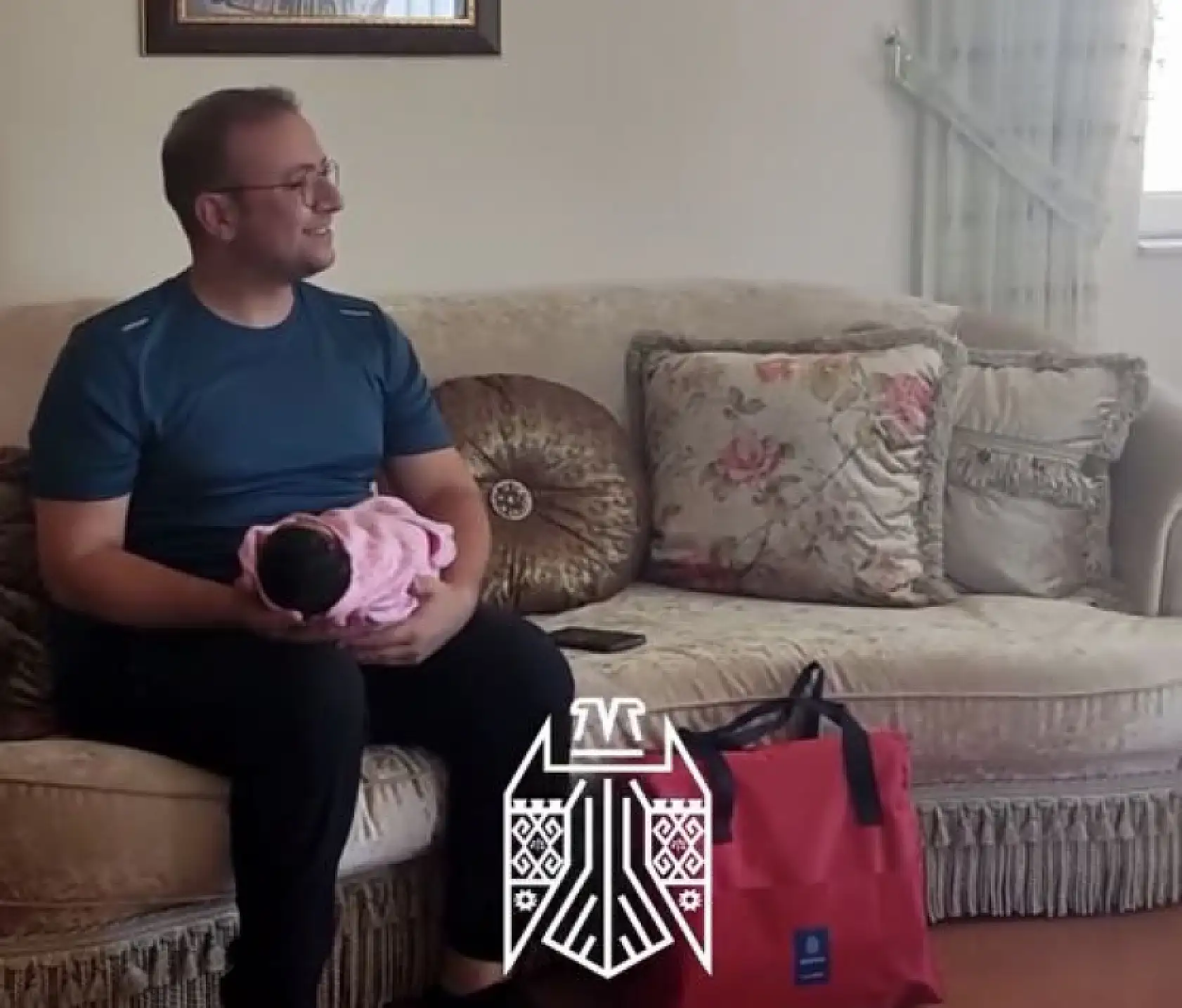 Belediyeden destek paketi! Ev ev gezerek dağıtıyorlar