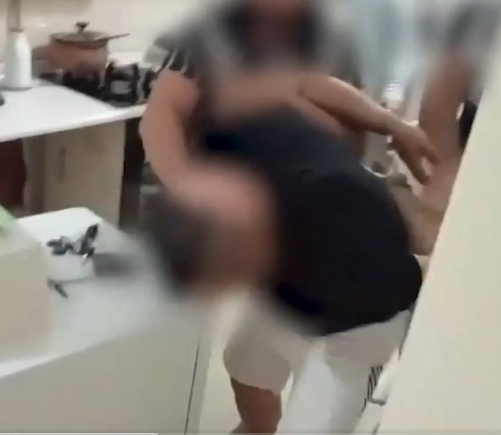 Kayseri'de firari hükümlü mutfak tezgahının arkasında yakalandı!