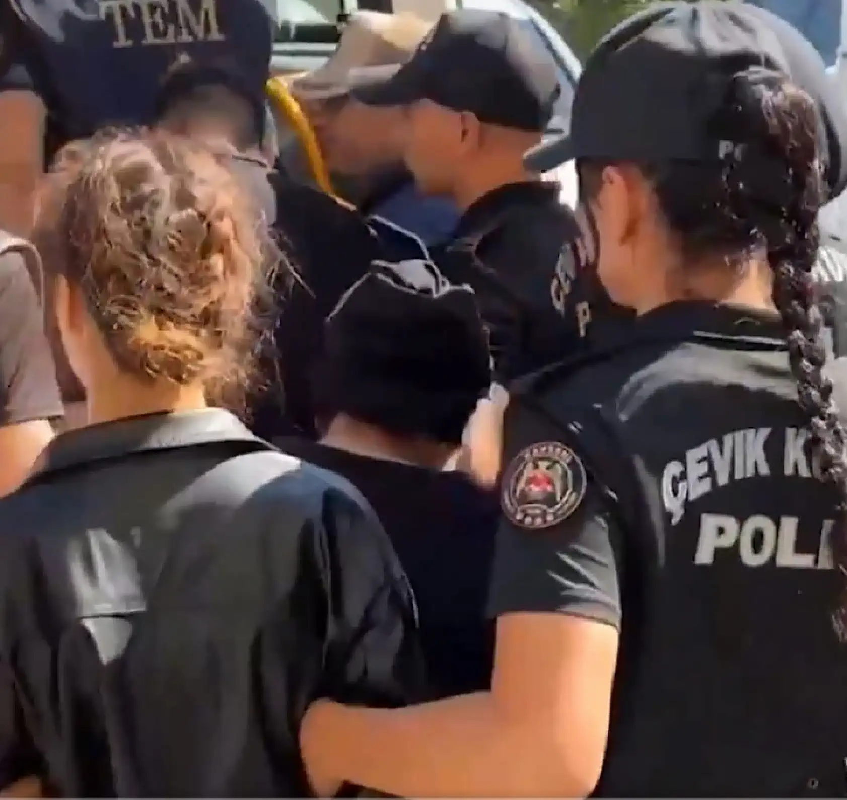 Kayseri'de yasa dışı bahsin kökü kurutuluyor!