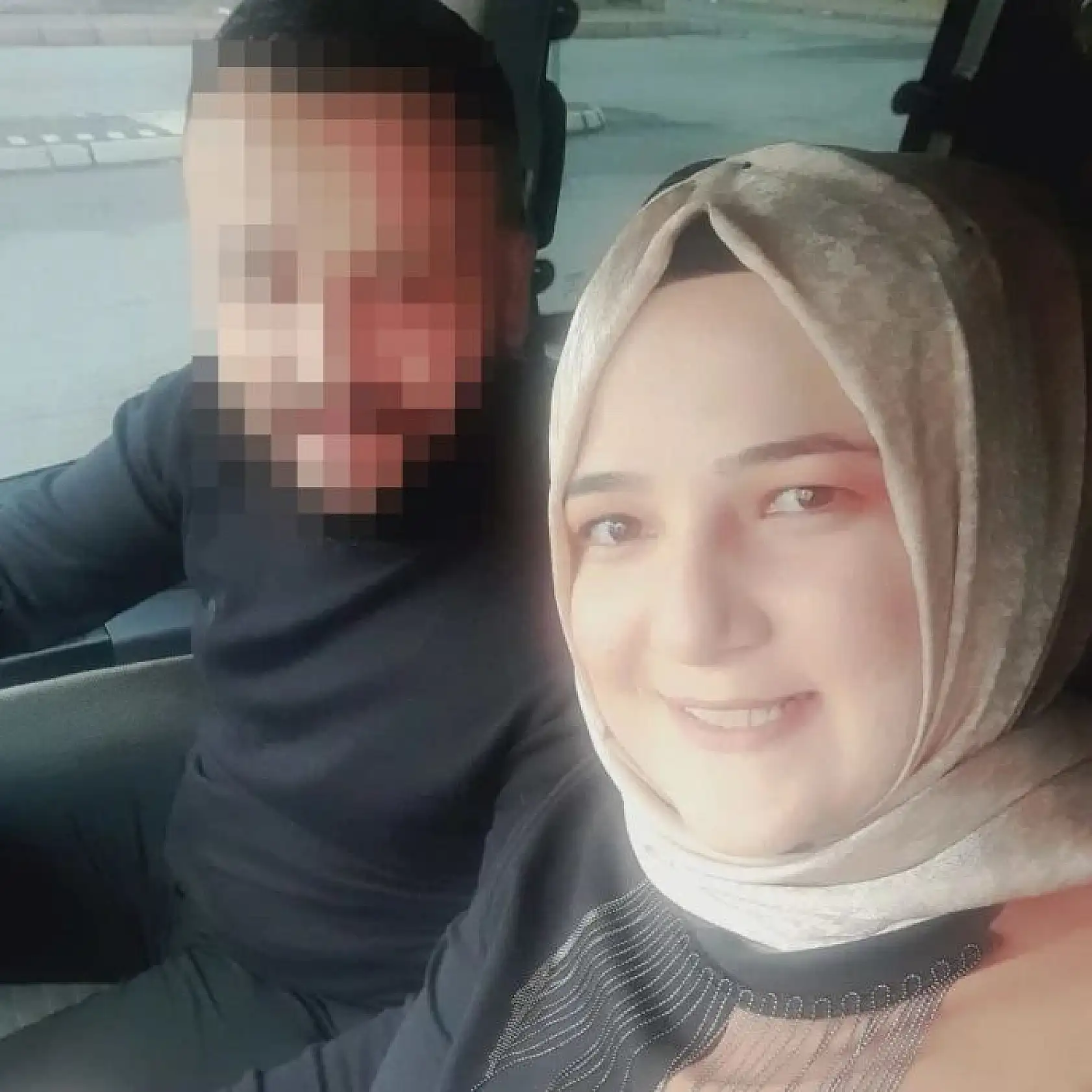 Yangında ağır yaralanan anne öldü