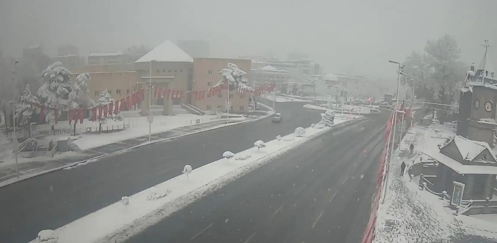 İşte kar sonrası Kayseri Meydanından yansıyan görüntüler