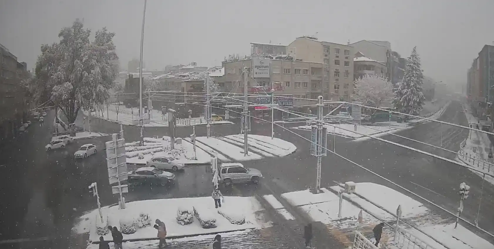 İşte kar sonrası Kayseri Meydanından yansıyan görüntüler