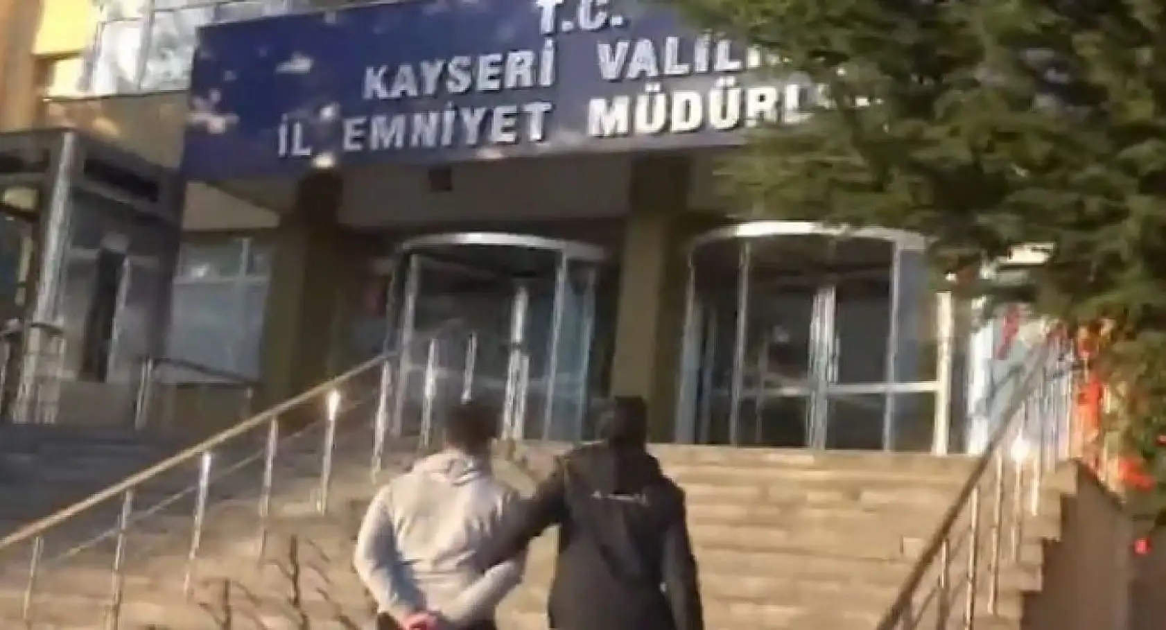 DEAŞ operasyonu: çok sayıda gözaltı var