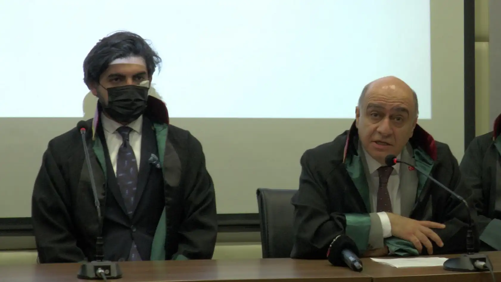 Hacze giden avukata darp