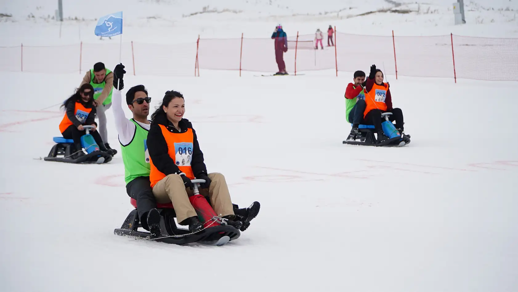'Artık çekilmez oldun'