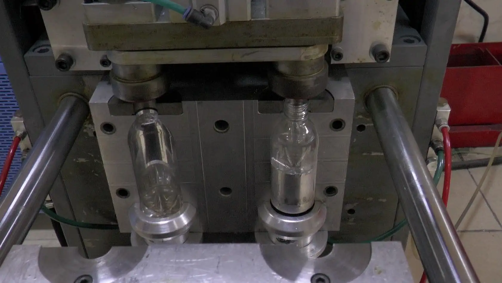 ERÜ'de PET'ten üretilen ambalaj malzemelerindeki sağlığa zararlı kimyasalları azaltacak buluş