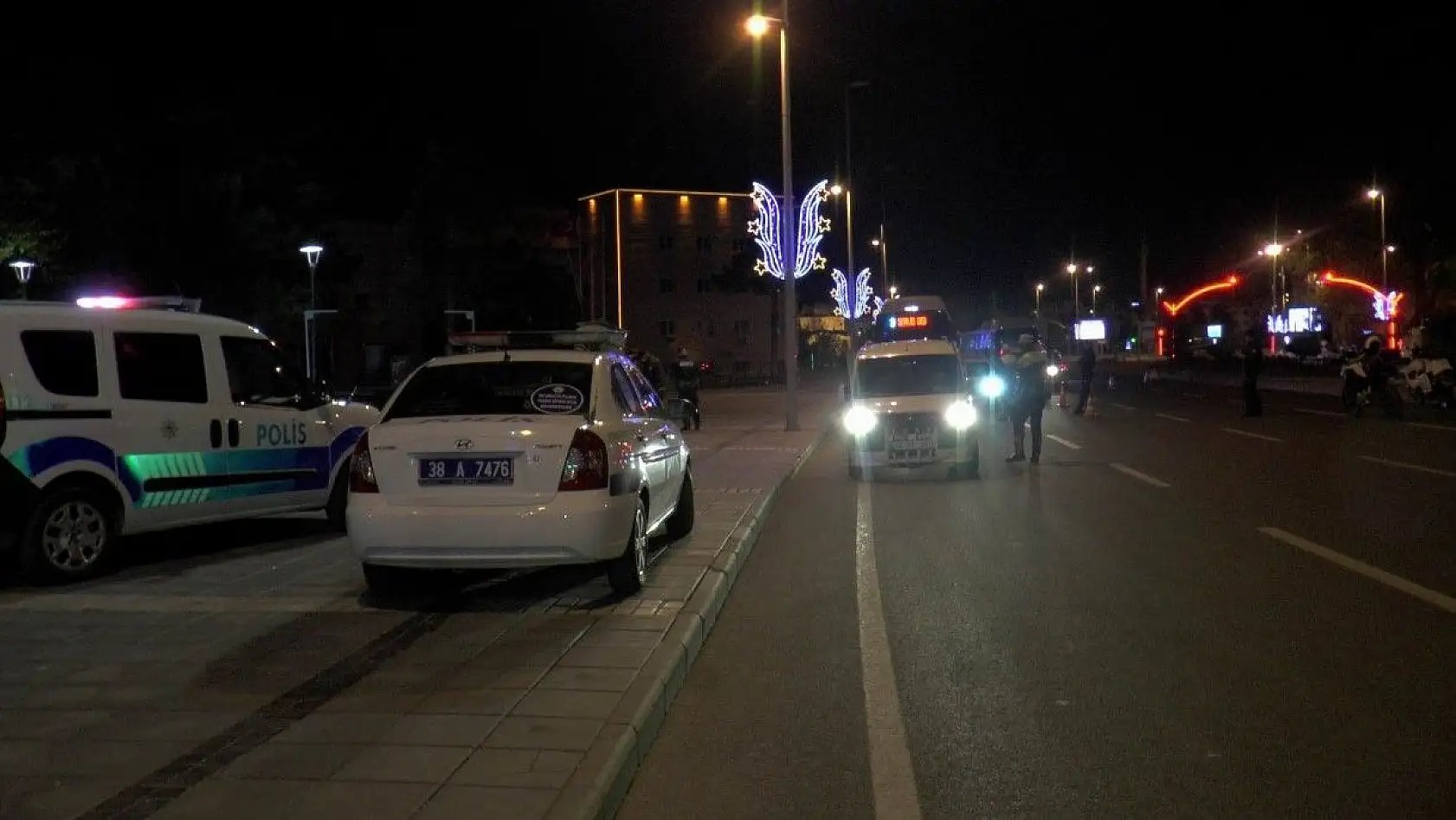 17 günlük tam kapanma başladı