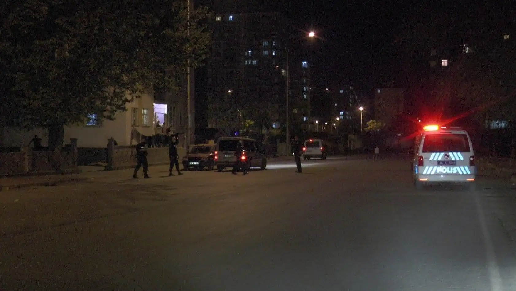 İki grubun kavgası kanlı bitti