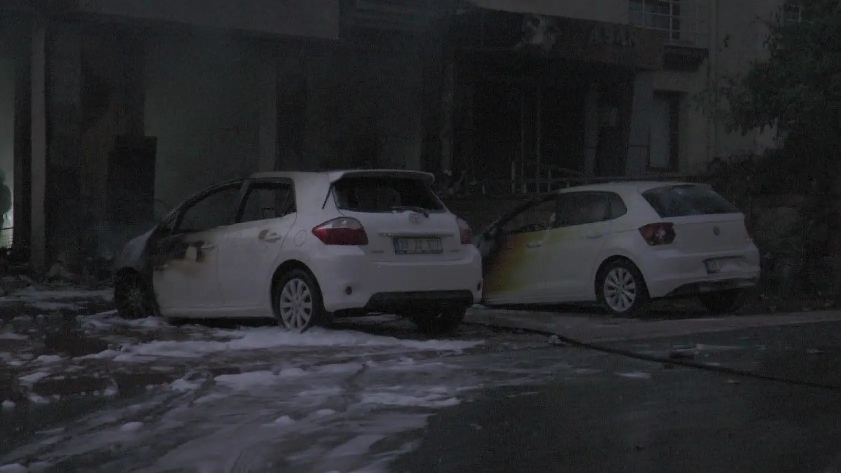 Kozmetik dükkanında yangın