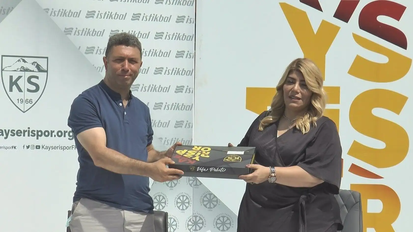 Kayserispor, yeni formasını tanıttı