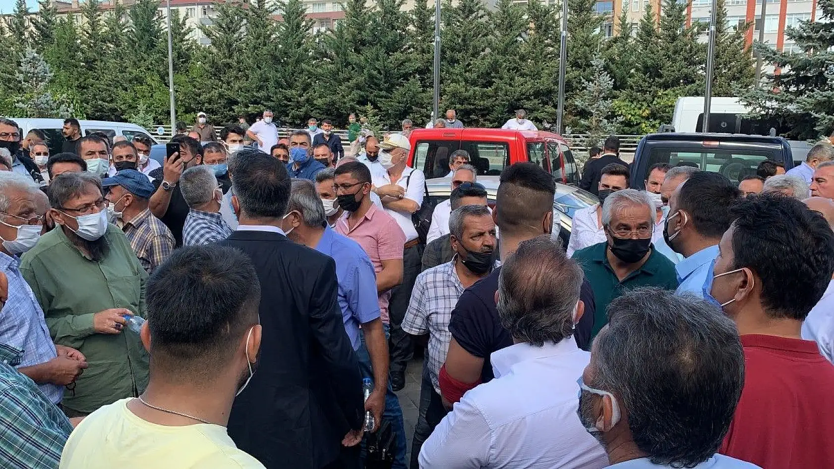 Otobüsçü esnafı istifa istedi