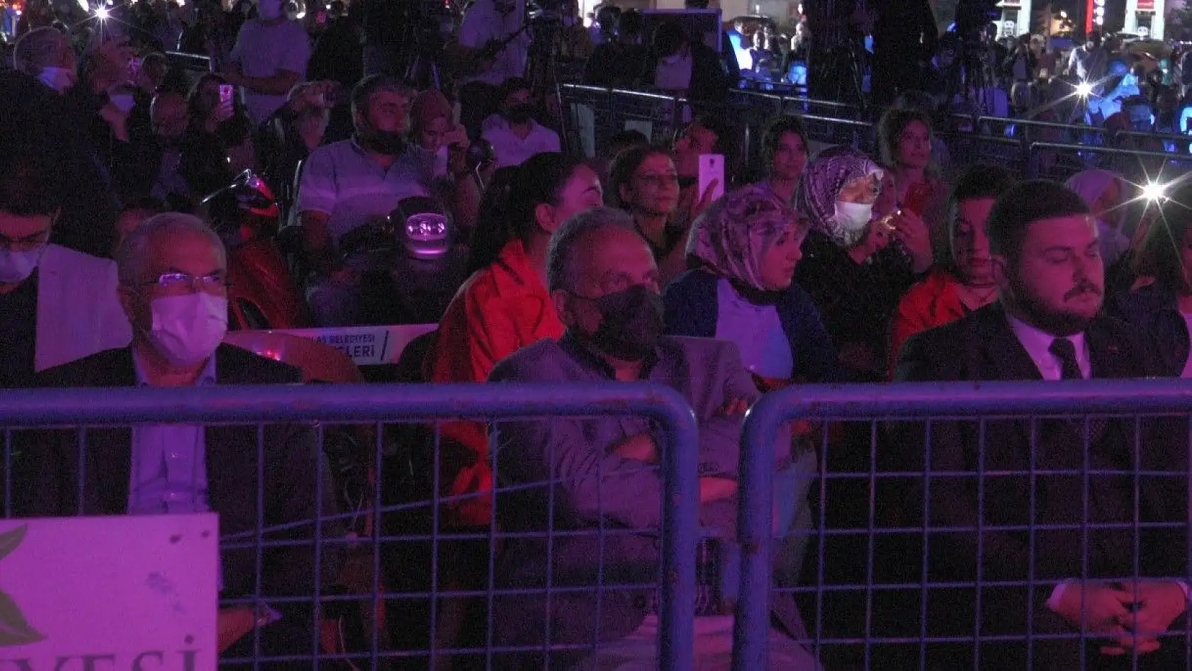 Türkücü İsmail Altunsaray, konser verdi