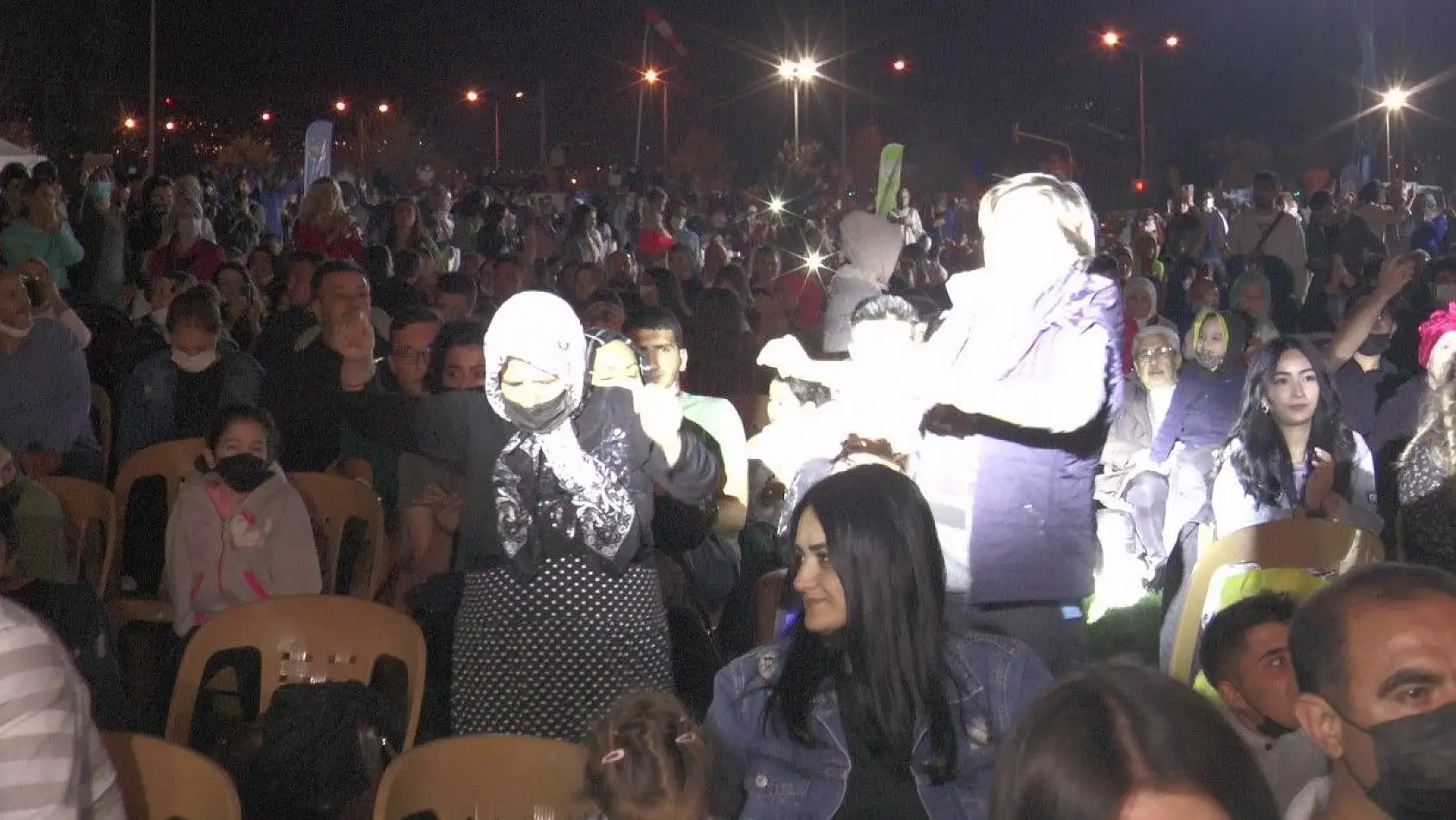 Türkücü İsmail Altunsaray, konser verdi