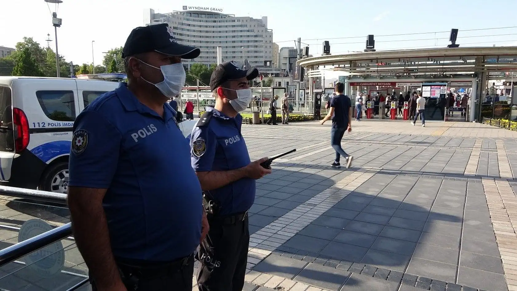 Polisten drone ile korona virüs denetimi