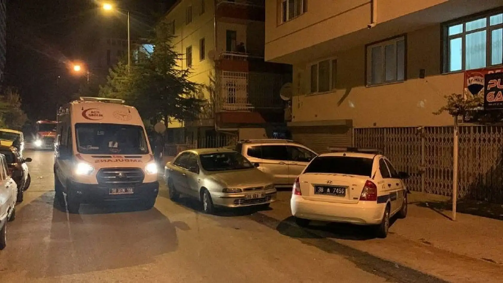 Tam intihar ediyordu...