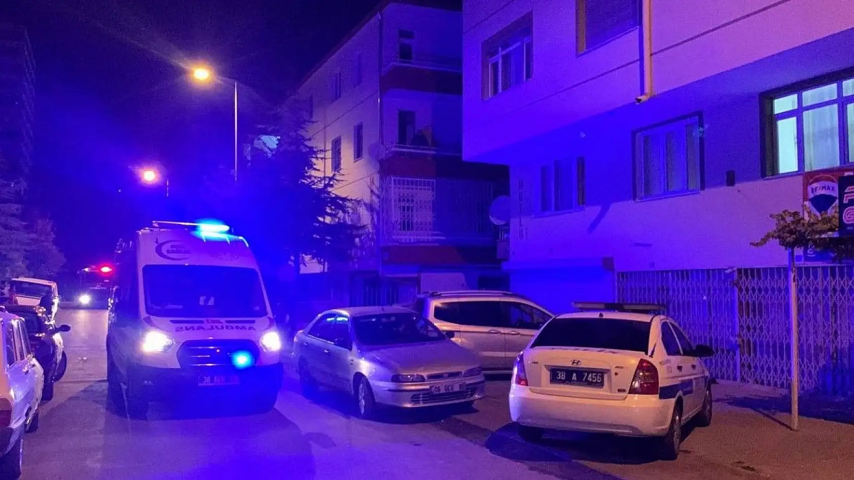 Tam intihar ediyordu...