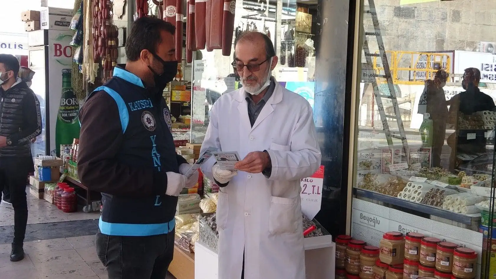 Polis şiddete karşı vatandaşları uyardı