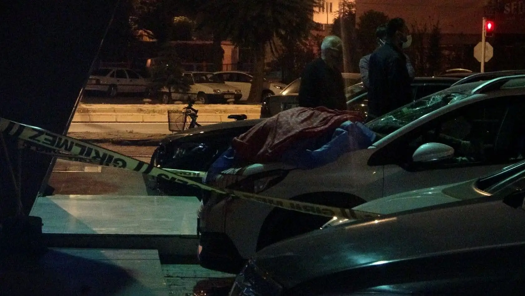 Feci şekilde can verdi