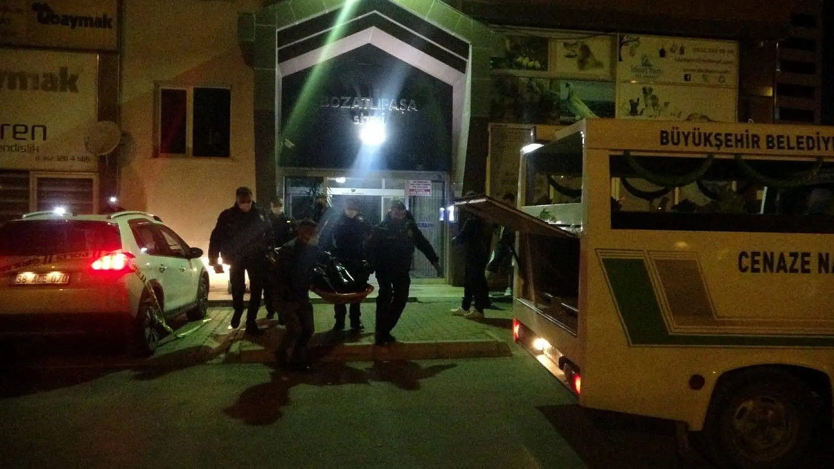 Feci şekilde can verdi