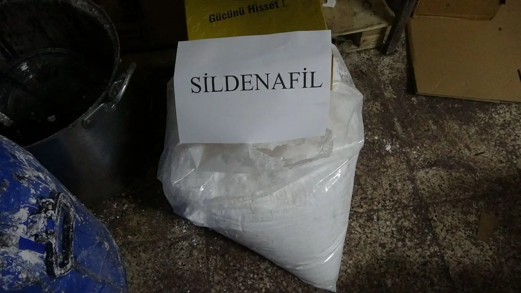 Cinsel içerikli gıda takviyesi üreten imalathaneye operasyon