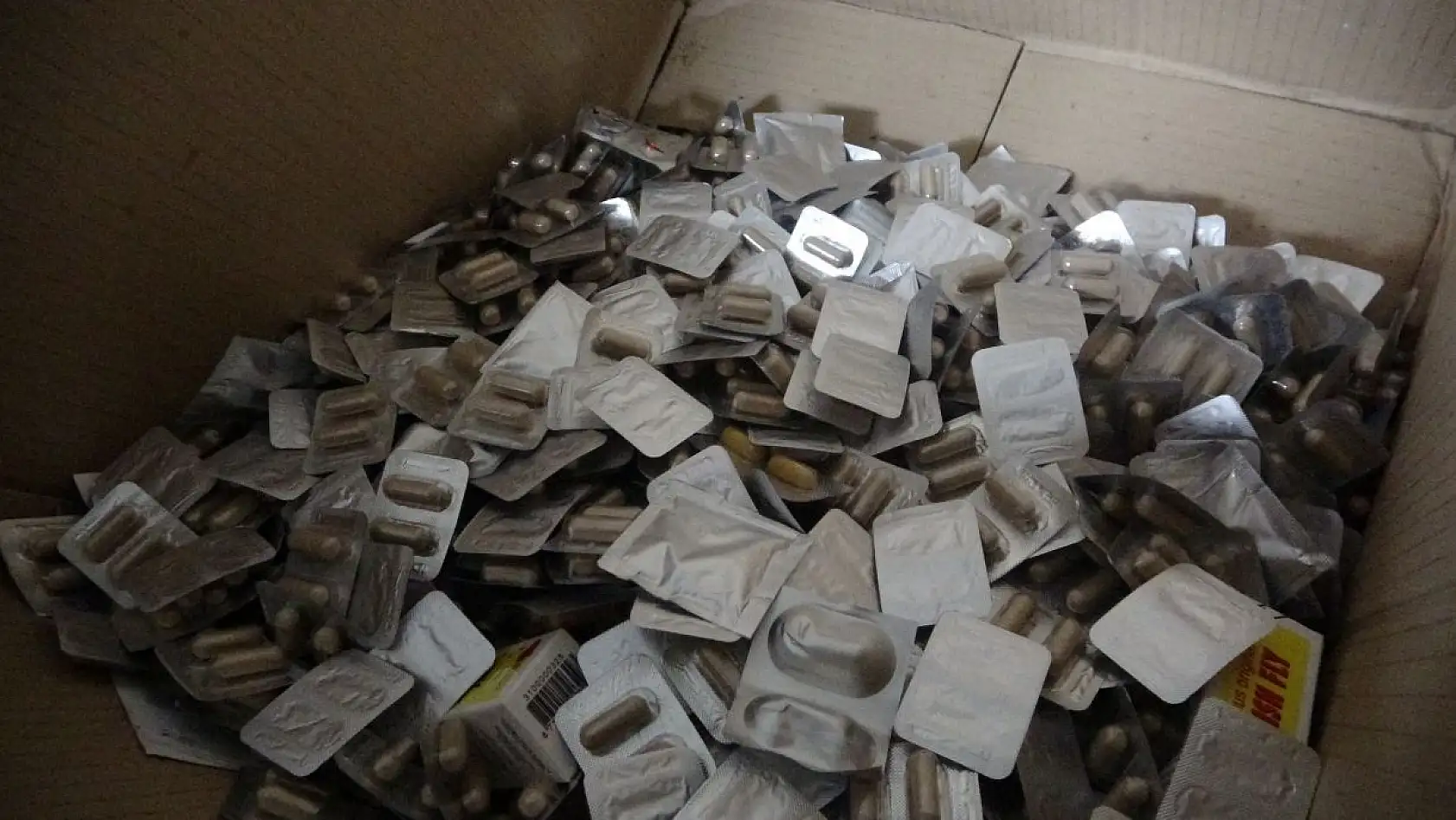 Cinsel içerikli gıda takviyesi üreten imalathaneye operasyon