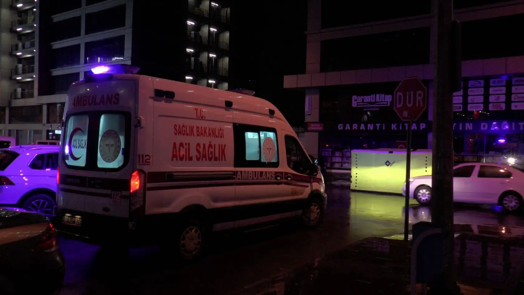 14. Kattan atlamak istedi