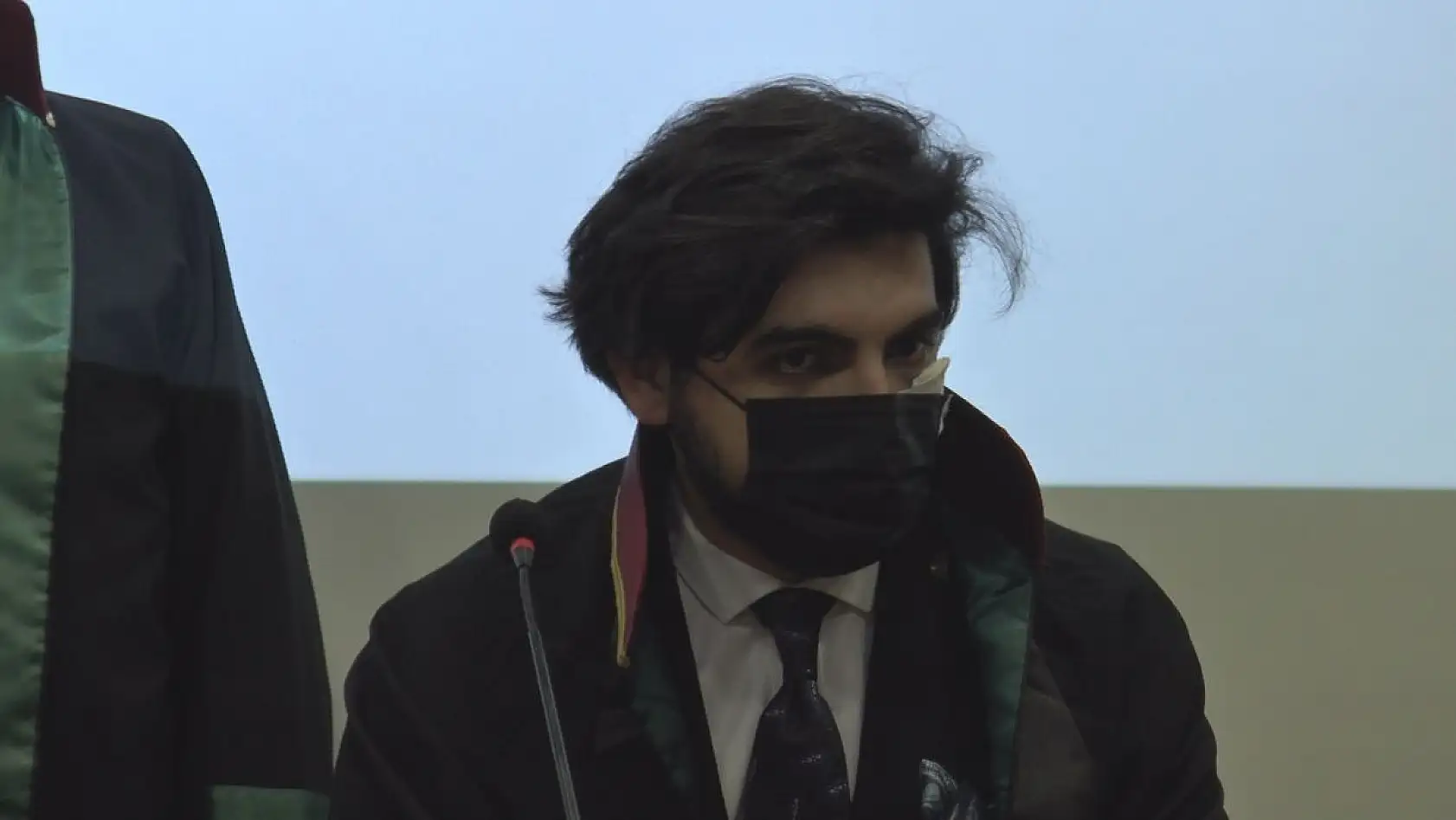 Hacze giden avukata darp