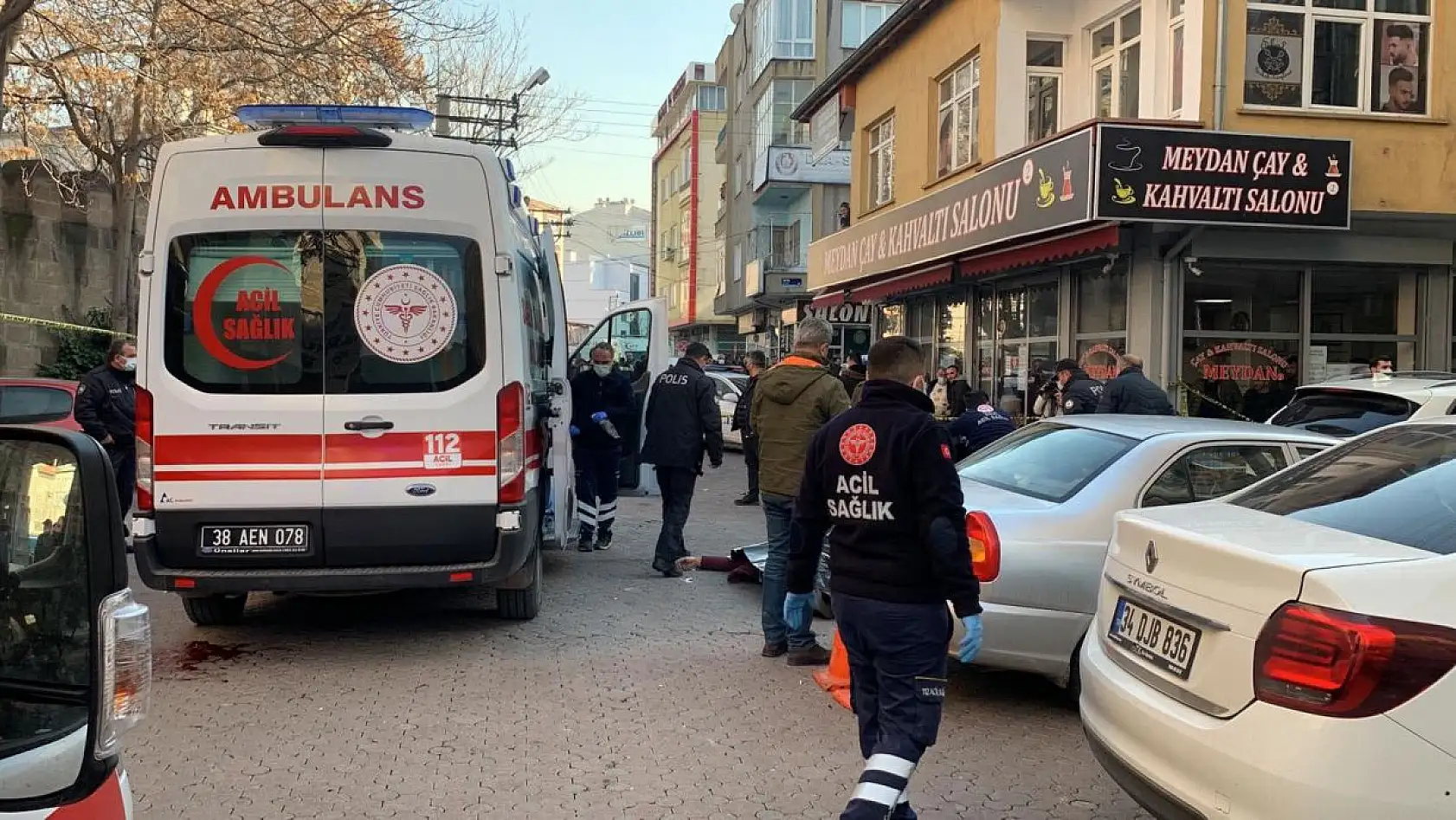 Kayseri'de sokak ortasında dehşet: 2 ölü, 1 yaralı