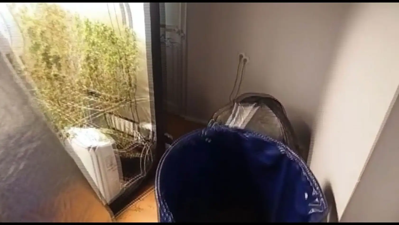 Uyuşturucu imal eden şahıs yakalanacağını anlayınca 10. kattan atladı