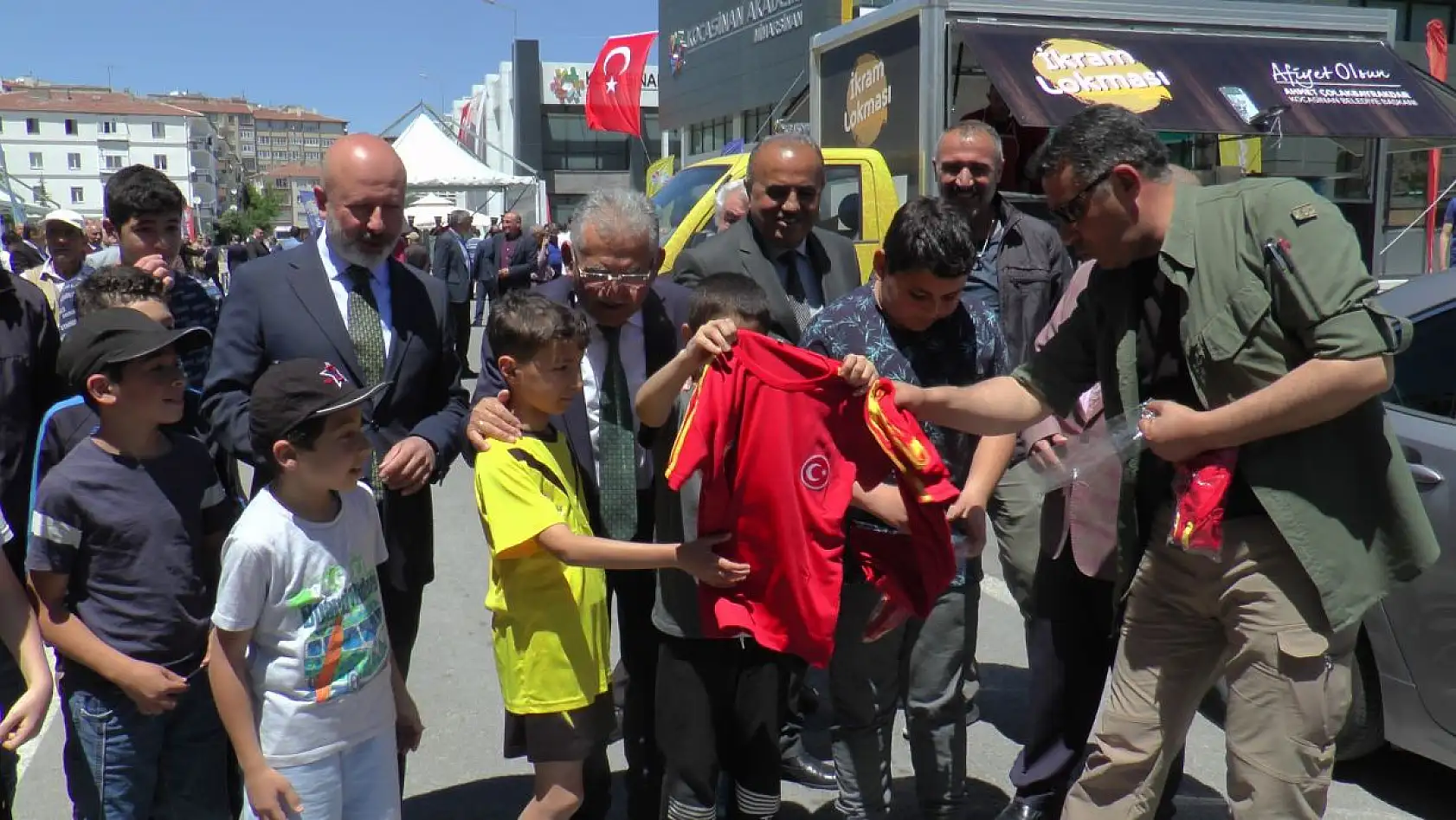 Özhaseki: PKK ve FETÖ'ye kucak açanlar şimdi NATO'ya girmek istiyorlar