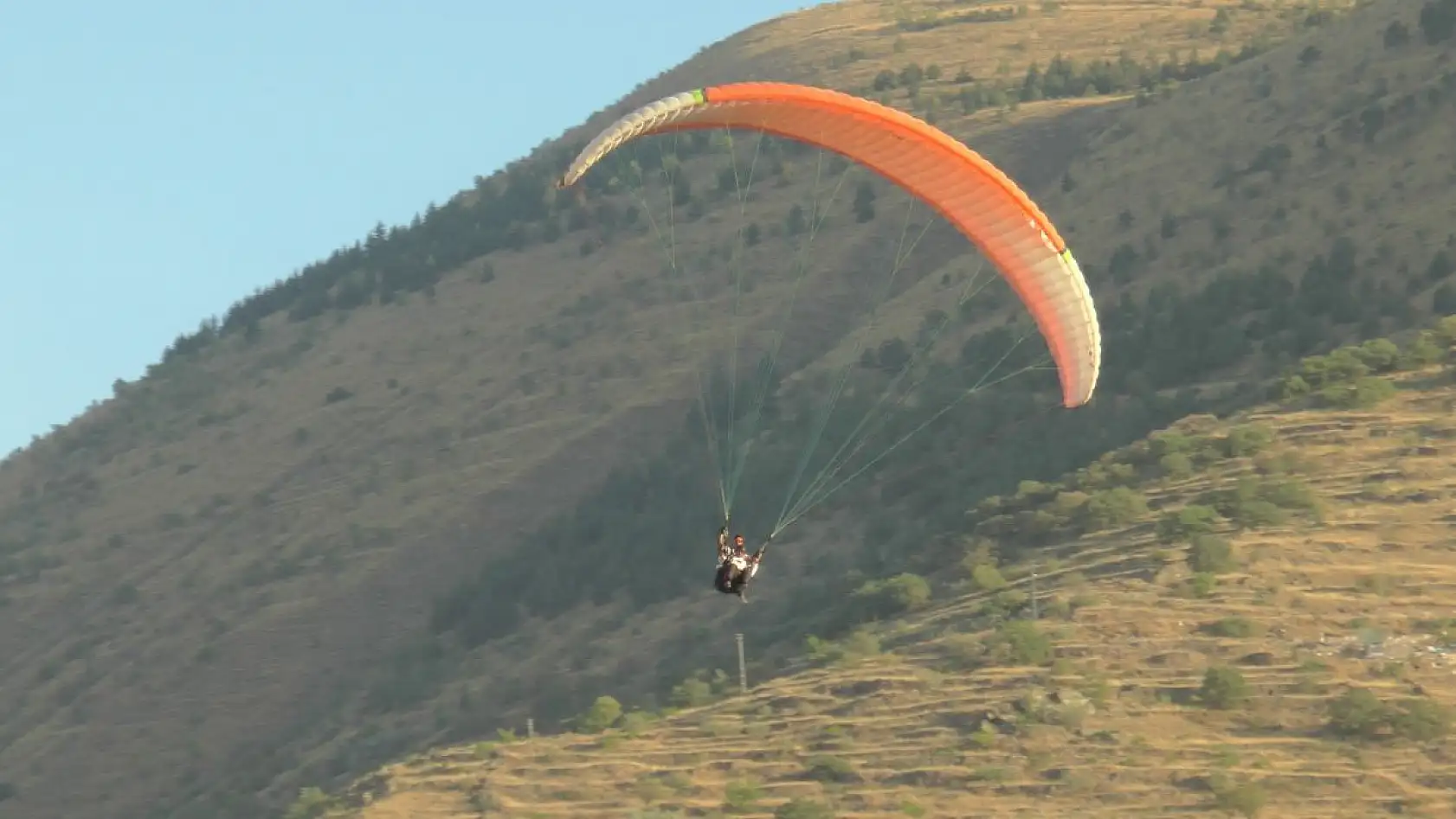 Gazilere 'havalı jest'