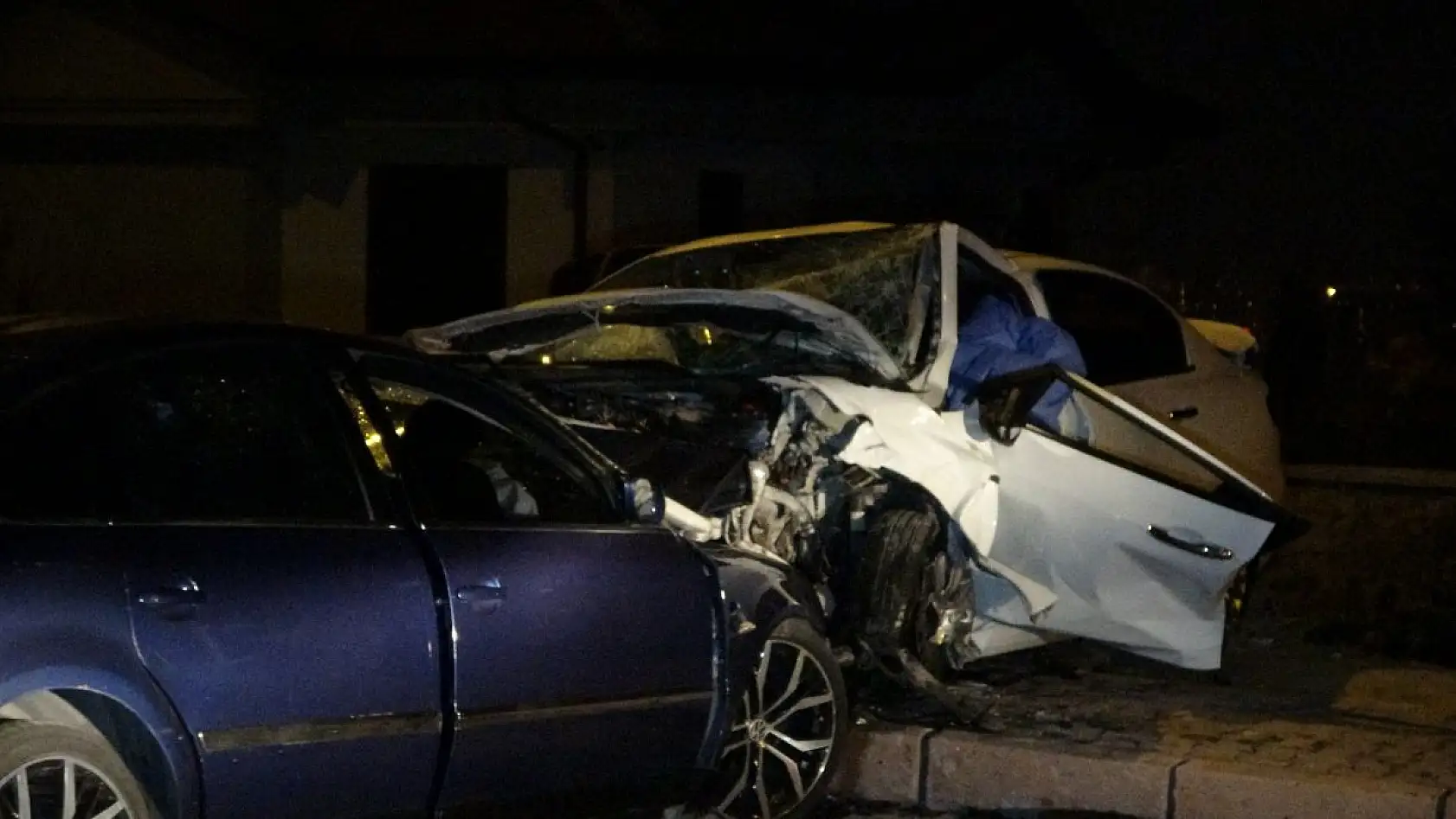 Talas'ta feci kazanın detayları… 2 ölü, 6 yaralı…