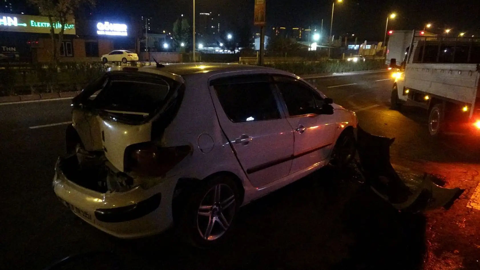 Cırgalan'da feci kaza: 1 ağır yaralı var